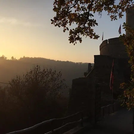 Rhein-mosel-ferienhaus Броденбах